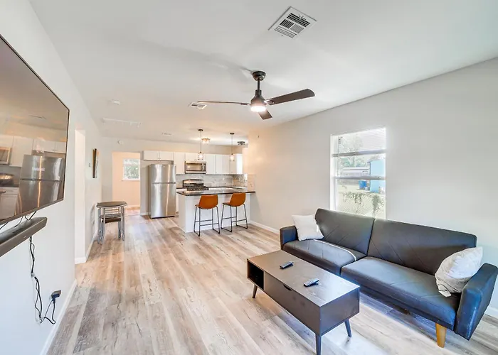 Remodeled Tulsa House W/ Yard ~ 4 Mi To Downtown!