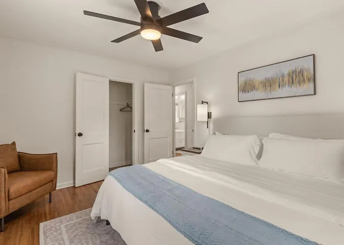 Modernnest-Ks Bed| Fire Pit• Near Tu•Expo•Downtown