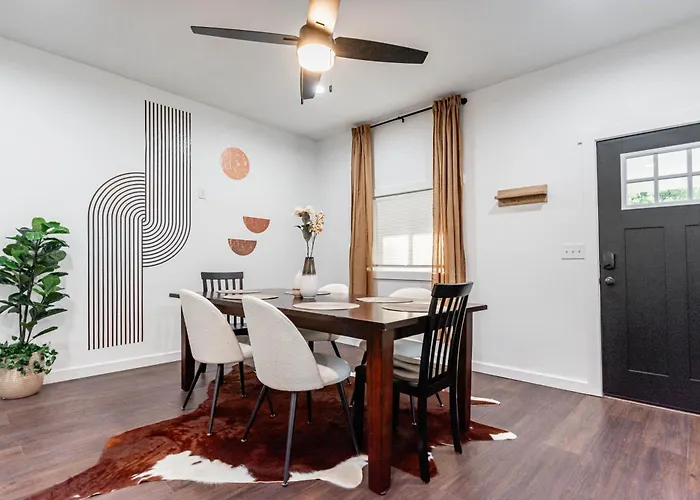 Tulsa Escape With A Private Fenced Yard