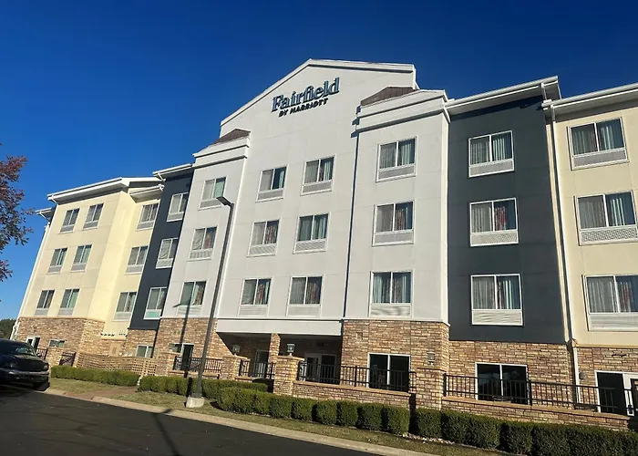 Fairfield Inn & Suites Tulsa Southeast/Crossroads Village