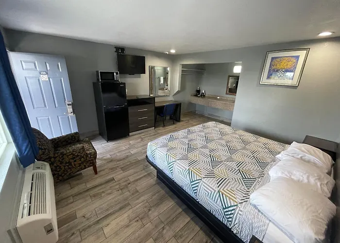 Gateway Motor Inn