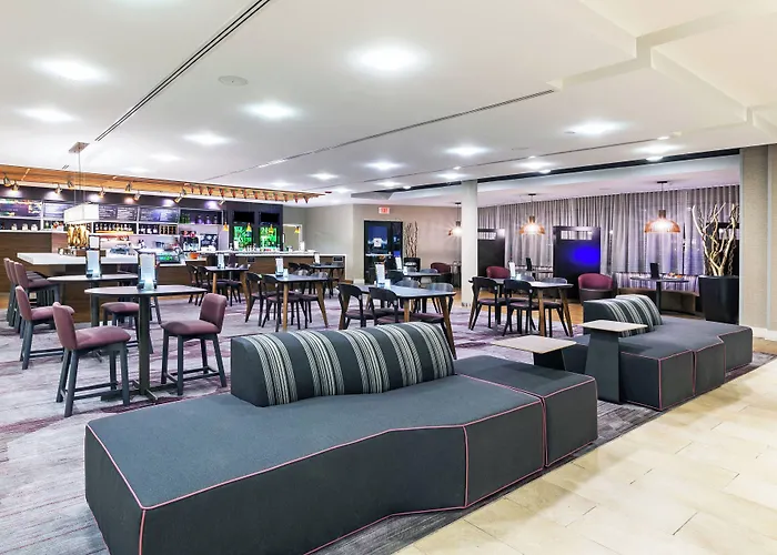 Courtyard By Marriott Tulsa Woodland Hills
