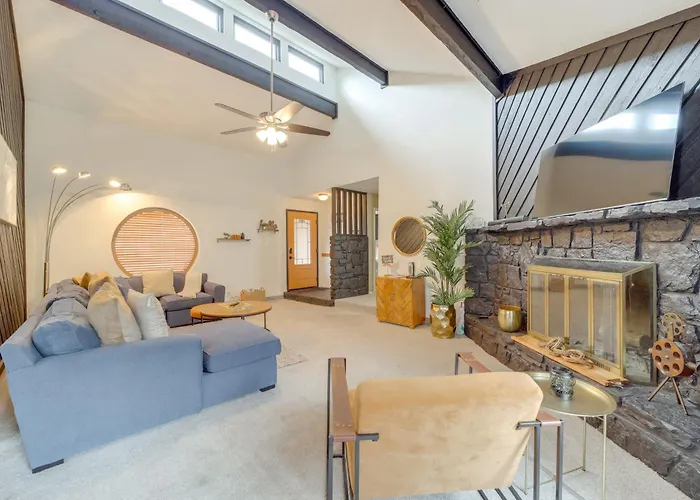 Tulsa Area Home W/ Fenced Yard: Pets Welcome!