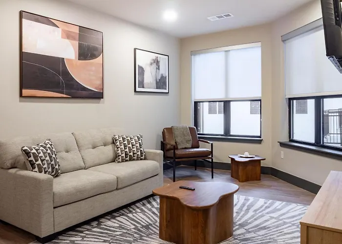 Landing Apartments - Santa Fe Square Apartments