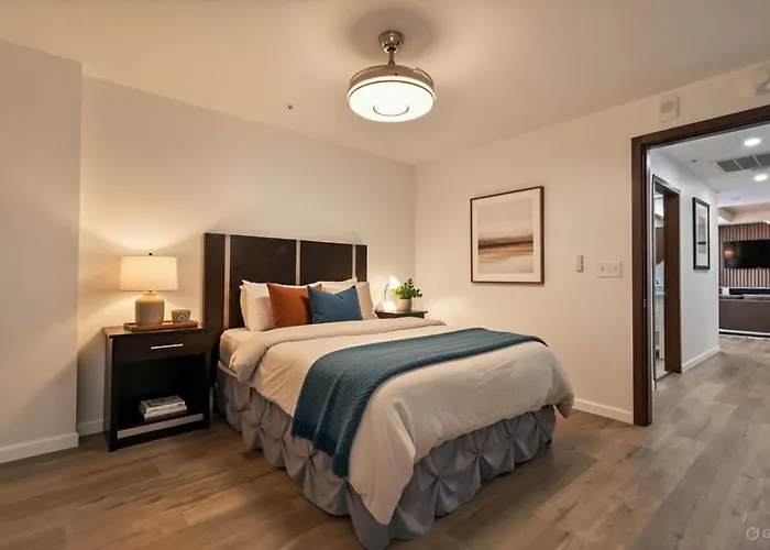 Urban Hideaway - 1101