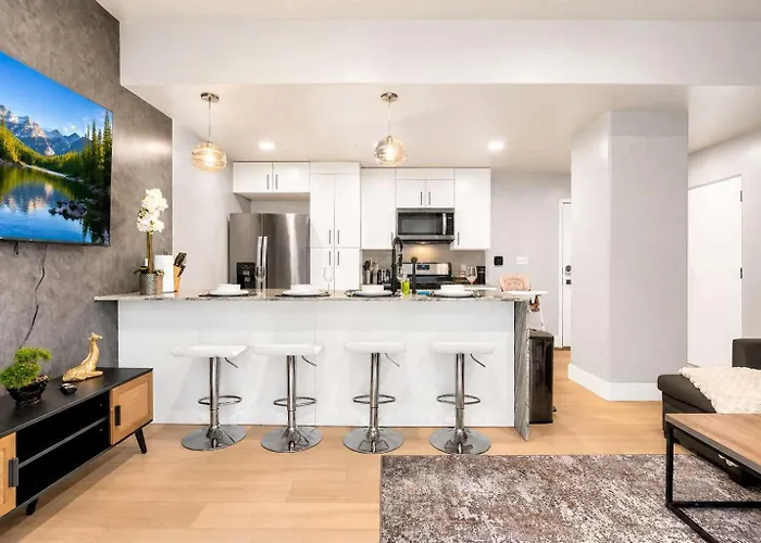 Modern Tulsa Stay Near Bok Balcony Gym Access Pet-Friendly