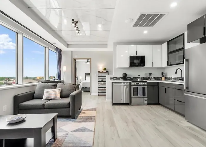 Stunning Two Bedroom Penthouse With City Views